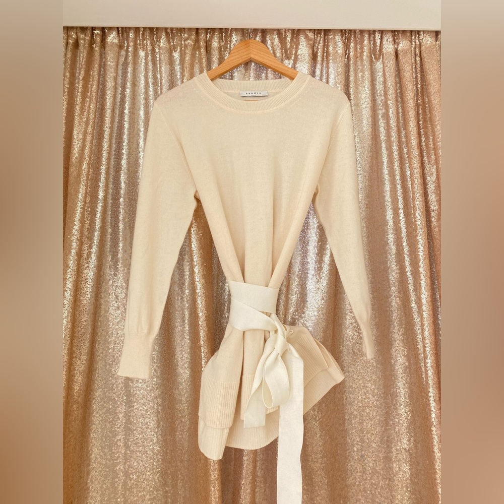 Sandro Paris Sweater Dress Cream Wool & Cashmere. With beautiful sewn in belt.